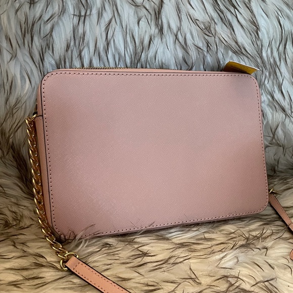 NWT Michael Kors Jet Set LG EW Crossbody - Picture 3 of 5